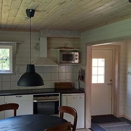 Vackert Belaegen Laegenhet I Gesunda Apartman Solleron Kültér fotó